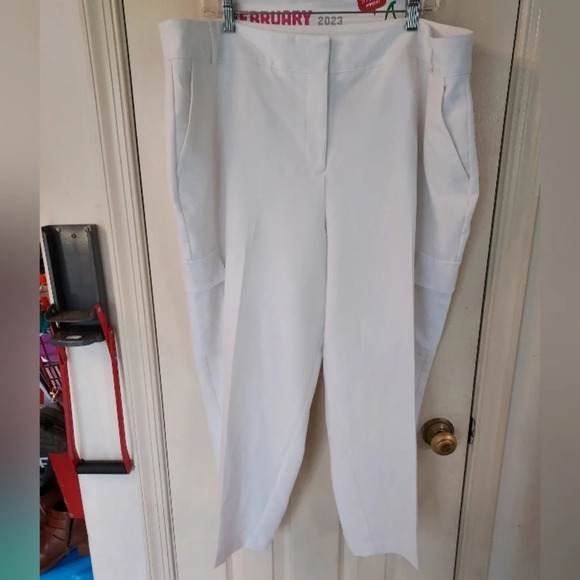 Lane Bryant Perfect Drape Relaxed Ankle Pant - White Cargo in Size 20P Petite - Picture 3 of 11